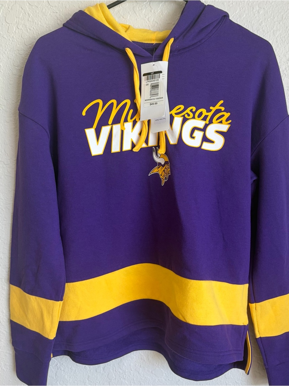NWT Minnesota Vikings NFL Apparel Purple Pullover Hoodie - Women’s Medium